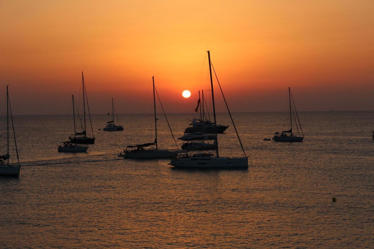 Appartamento Bahia Feliz เมอร์ตา มาเรีย ภายนอก รูปภาพ